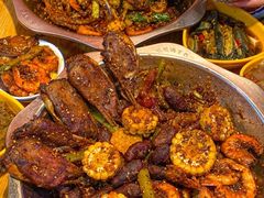 -嘎嘎鸭下巴·爆辣干锅(明教寺店)