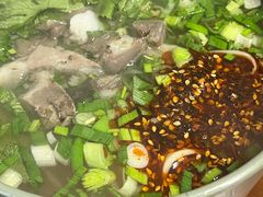 -臻老板牛肉面(光华路SOHO店)