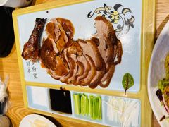 玖儿果木烤鸭-小桃红·东北菜·春饼烤鸭(南阳湖街店)