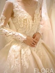 -Flora婚纱礼服定制租赁店