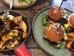 -HIGH FIVE哈福手工汉堡(桂林路店)