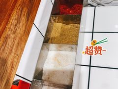 -喜悦小串丹东小黄牛海鲜烧烤大排档(民主广场店)