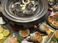 -围炉肉舍•炭烤活鳗•丹东海鲜烤肉(步行街店)