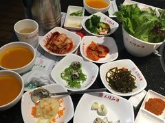 -木槿花韩式炭烤·熟成肉工坊(孙文东路店)