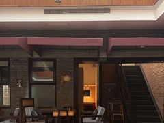 -苹果树下艺术餐厅(宋庄店)
