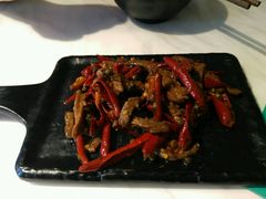 金汤肠头豚骨米线-蒙小妹骨汤饭.米线(新光路店)