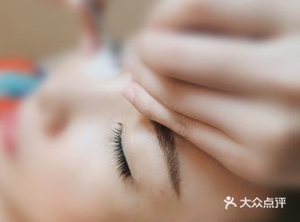 欣润美睫是需要提前预约的 不然排队昂