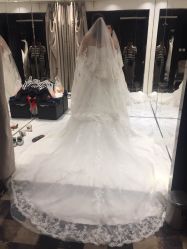 公主蕾丝-GRACE KELLY婚纱与礼服(北京店)