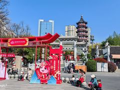 -绳金塔
