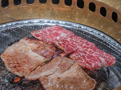 -山川小町·极番烧肉(新地假日广场店)