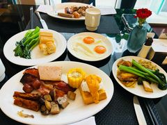 -圣丰索菲特·2 On 988 Café 自助餐厅