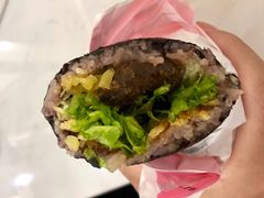 浇汁牛肉饭团-芙気泡芙