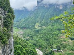 -鹿院坪生态旅游景区