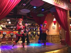 -老滇山寨•云南特色菜•地方菜•民族风情歌舞表演(金碧店)