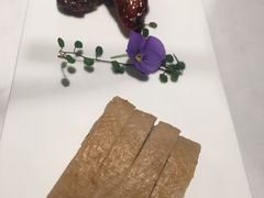 盐水鸭拼熏鲳鱼-民国红公馆·秦淮八艳(夫子庙店)