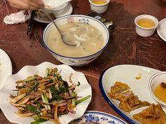 -鹏城人家海鲜酒家·23年老字号(较场尾店)