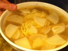 -马德元纯汤牛肉面(太奥广场店)