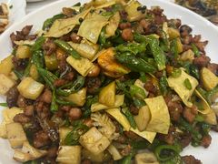 -倪氏兄弟尖椒鸡(云报华府店)