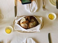 餐前面包-上海和平饭店华懋阁 Cathay Room