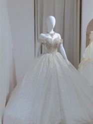 -HANSA韩纱婚纱礼服设计师集合店