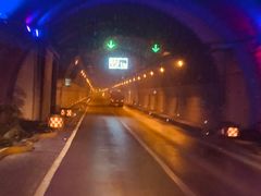 -秦岭终南山公路隧道公司