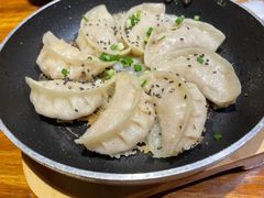 葱香煎饺-小金鬼·煎饺·鸽子汤