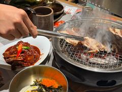 -草家酱蟹炭火烤肉店(珲春南路一店)