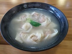 蟹黄鲜肉馄饨-吉祥馄饨(牡丹园店)