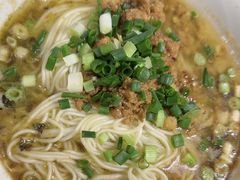 -周小波重庆小面·重庆名小吃(邹容路店)