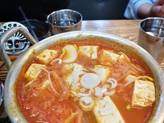 泡菜汤-吴草鸡爪오초닭발韩食堂(融恒盈嘉中心店)
