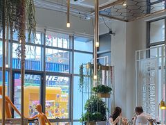 -红樱桃·欢乐餐厅(太原里店)