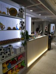 -PE SALON