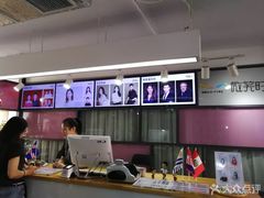 前台-微笑时刻照相馆·企业合影·商务外拍(北京五道口店)