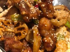 香辣干锅牛蛙-避风塘(宝山万达店)