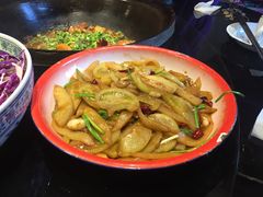 -鱼窝棚柴火铁锅炖(富山屯店)