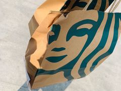 -星巴克臻选(成都九方店)