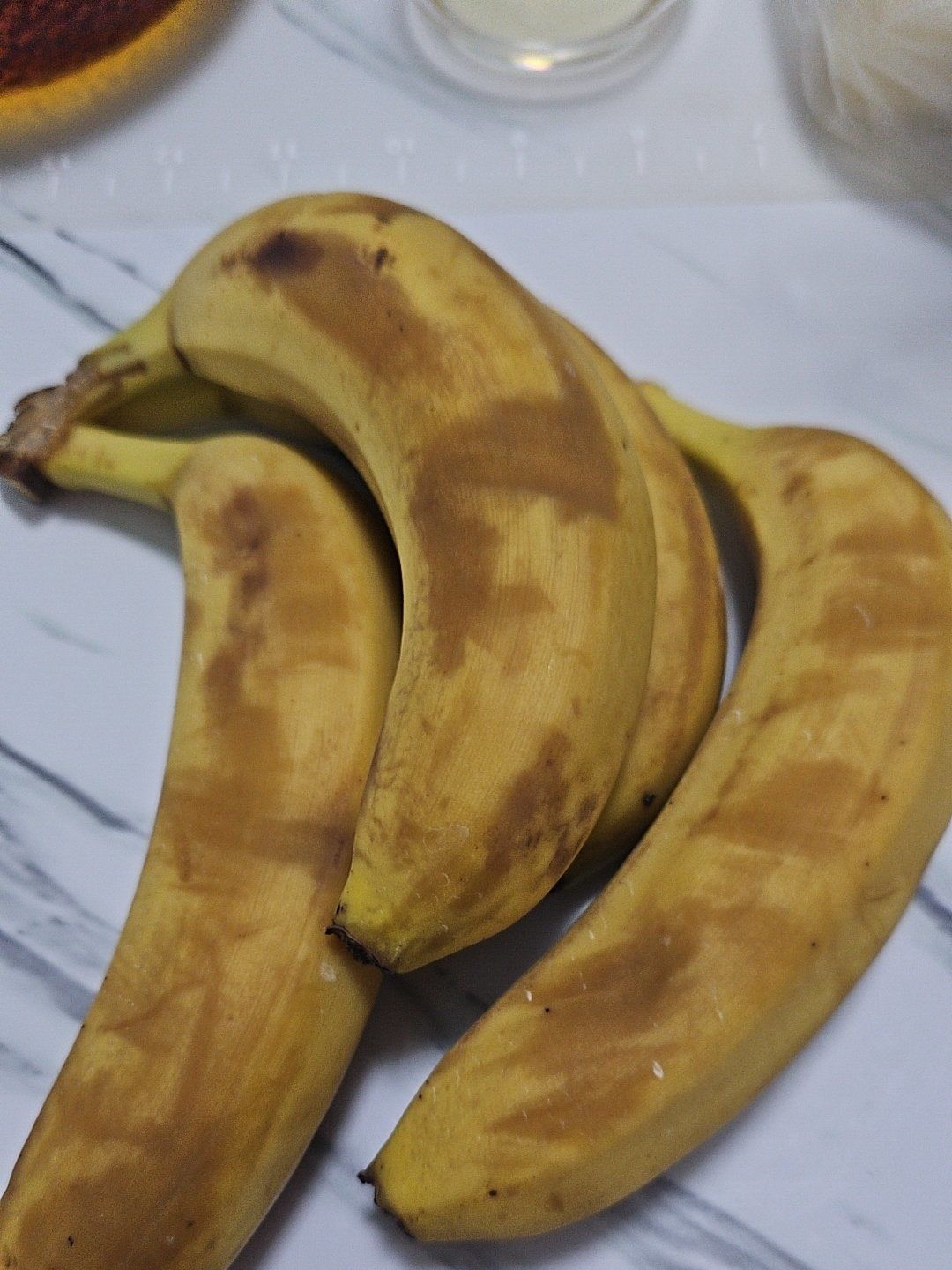 团的香蕉就给烂的回来回来才发现全是烂的这