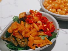 -百春原湖南牛肉粉(百联世纪店)