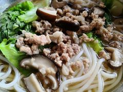 -螺满地螺丝粉