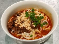 -姚姚酸菜鱼·金戈戈香港豉油鸡(喜荟城联名店)
