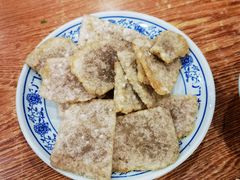 老北京炸灌肠-门框胡同百年卤煮(新街口店)