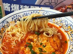 -李与白包子铺(桐梓林店)