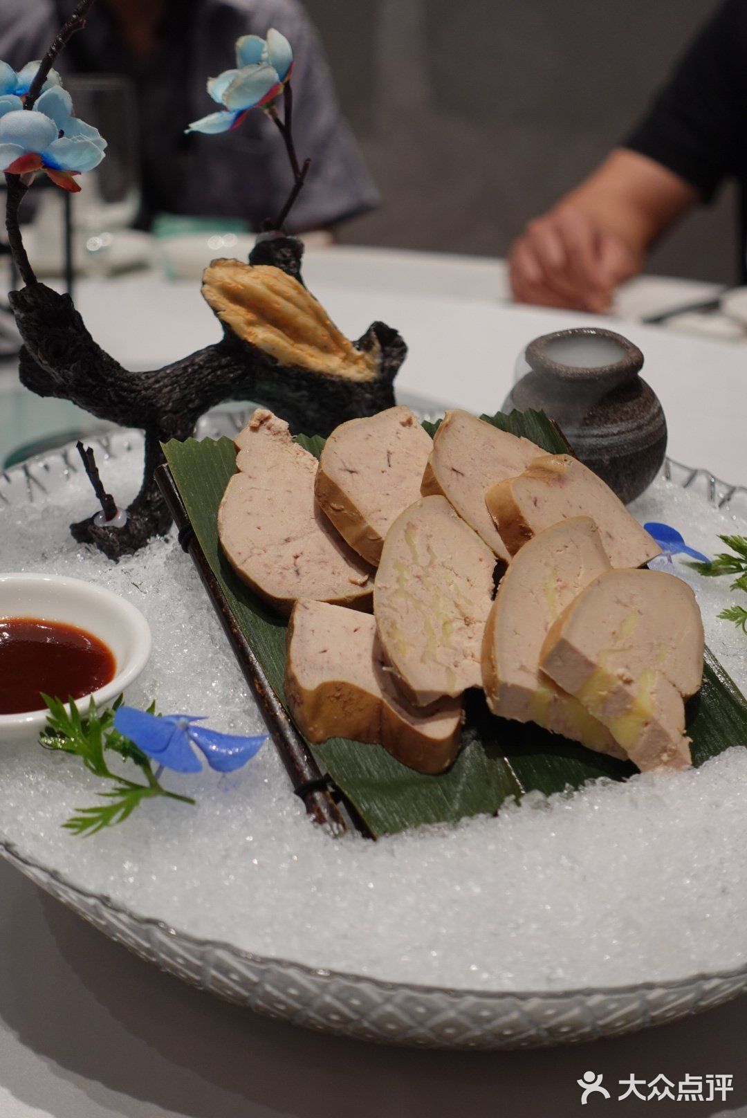 上海探店｜烤鸭不愧是传统名菜哇！