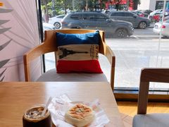 日式低脂芋泥包-美好时光咖啡馆(陕西广电丝路文化大厦店)