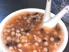 -芳婆糕团店(王府大街店)