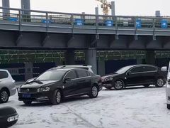 -亚布力新体委滑雪场