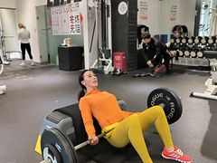 -汗水空间私教健身连锁(SM广场店)