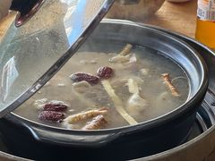 -濠轩阁特色生蚝火锅(水湾路店)