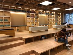 -漕河泾街道图书馆(漕河泾社区文化活动中心店)