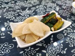 -八两八金·莱芜特色炒鸡(市南漳浦路店)